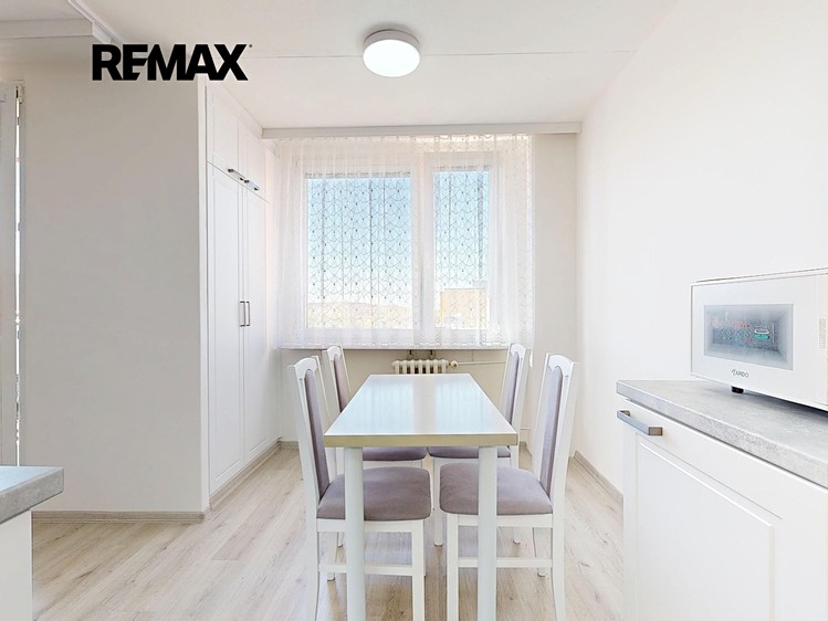 Prodej bytu 3+1 75 m² - foto 1