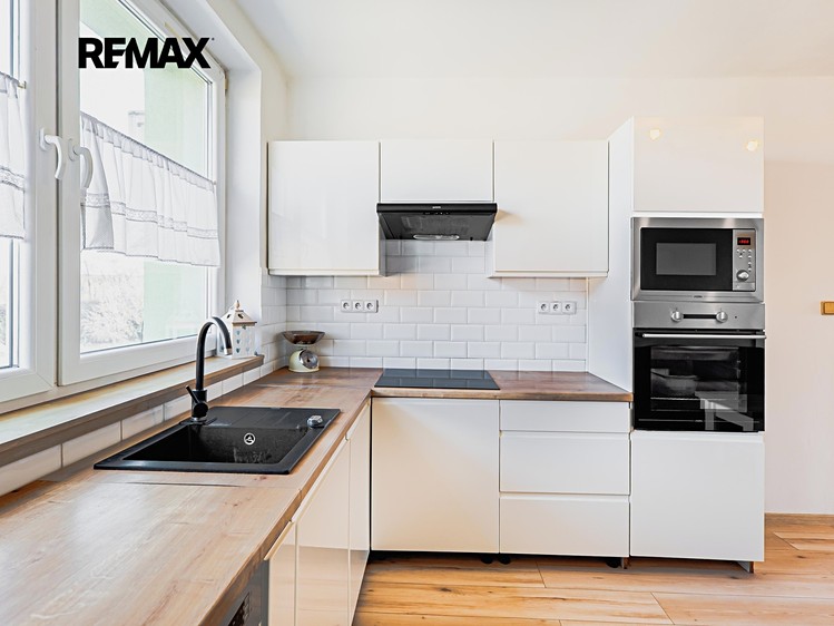 Prodej bytu 3+kk 57 m² - foto 1