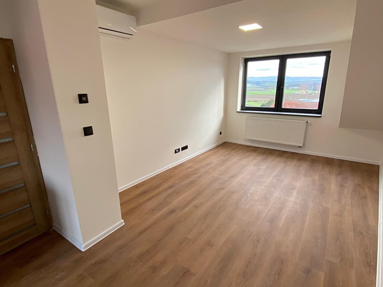 Prodej bytu 2+kk 56 m² (Jednopodlažní) - foto 5