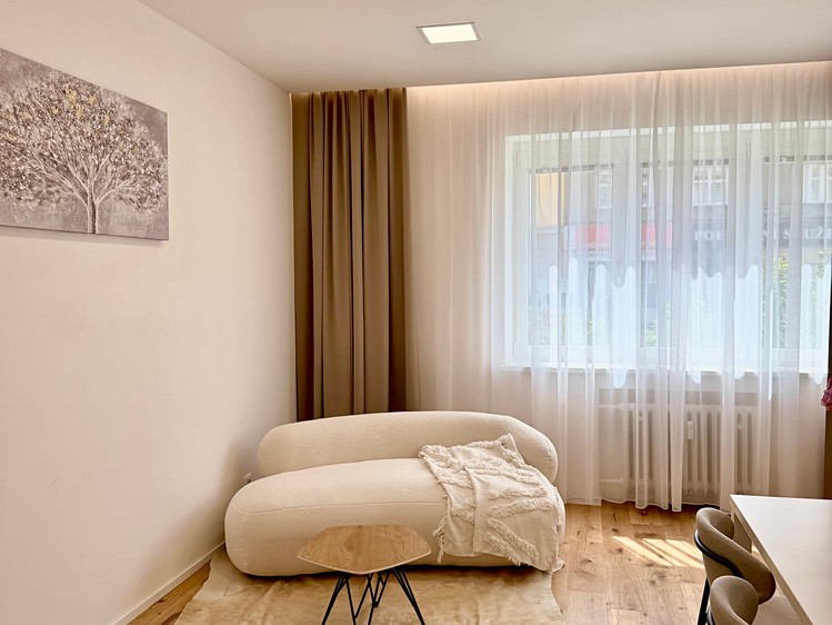 Prodej bytu 4+kk 72 m² (Jednopodlažní) - foto 4