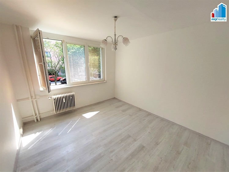 Prodej bytu 3+1 70 m² - foto 4