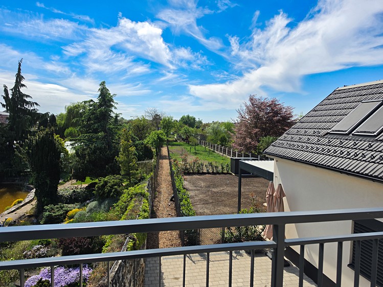 Prodej bytu 2+kk 87 m² (Jednopodlažní) - foto 1
