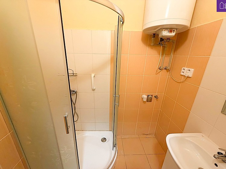 Prodej bytu 2+1 62 m² (Jednopodlažní) - foto 3