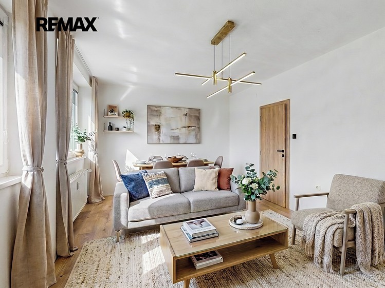 Prodej bytu 3+1 65 m² - foto 1