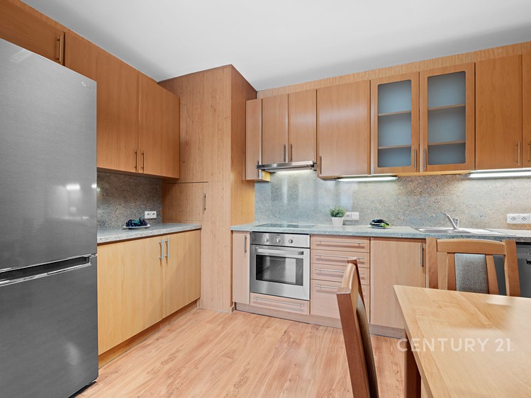 Prodej bytu 2+kk 74 m² - foto 2