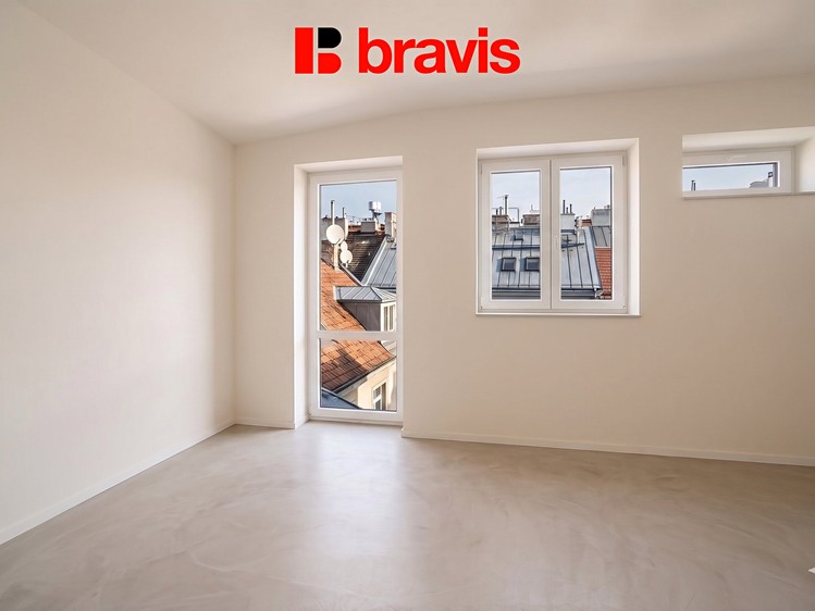 Prodej bytu 3+1 85 m² (Podkrovní) - foto 4