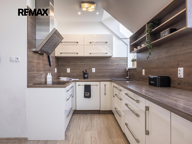 Prodej bytu 5+kk 141 m² (Mezonet) - foto 5