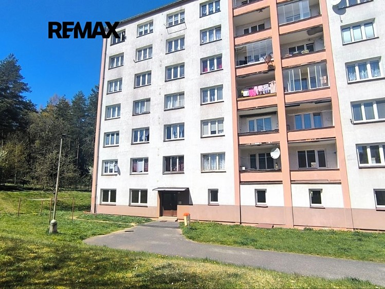 Prodej bytu 4+1 70 m² (Jednopodlažní) - foto 1