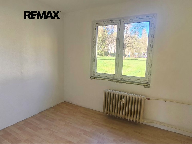 Prodej bytu 4+1 70 m² (Jednopodlažní) - foto 7