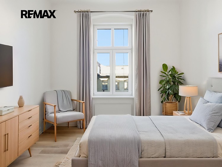 Prodej bytu 3+kk 72 m² - foto 1