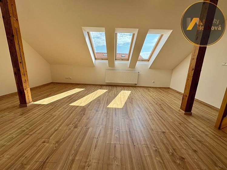 Prodej bytu 2+kk 81 m² (Mezonet) - foto 3