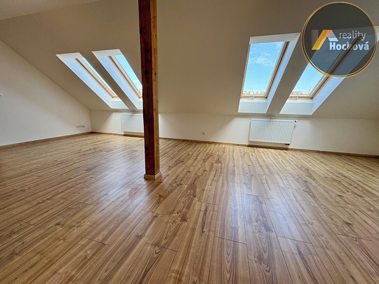 Prodej bytu 3+kk 106 m² (Mezonet) - foto 3