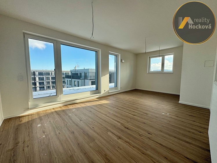 Prodej bytu 2+kk 53 m² (Podkrovní) - foto 4