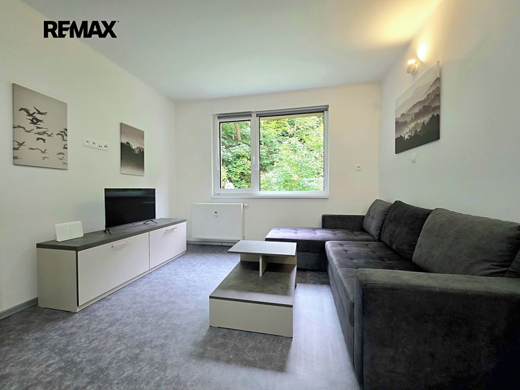 Prodej bytu 1+kk 27 m² - foto 4