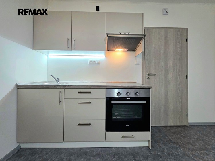 Prodej bytu 1+kk 27 m² - foto 8