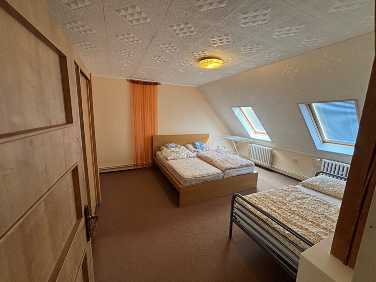 Prodej bytu 4+1 104 m² (Mezonet) - foto 3