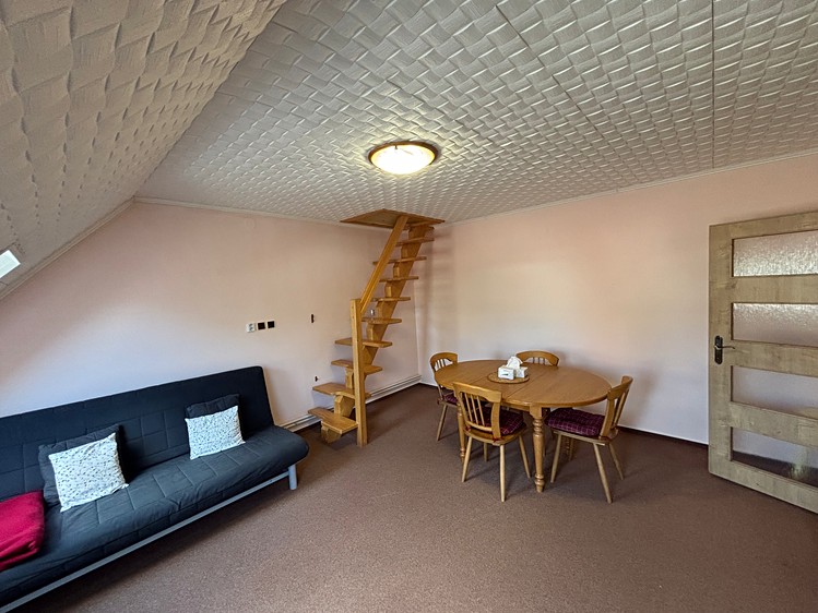Prodej bytu 4+1 104 m² (Mezonet) - foto 6