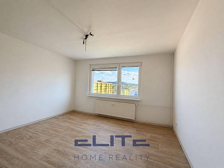 Prodej bytu 2+kk 43 m² (Podkrovní) - foto 3