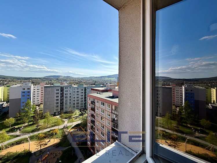 Prodej bytu 2+kk 43 m² (Podkrovní) - foto 4