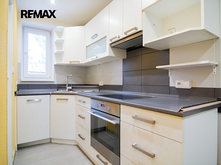 Prodej bytu 3+1 55 m² - foto 8