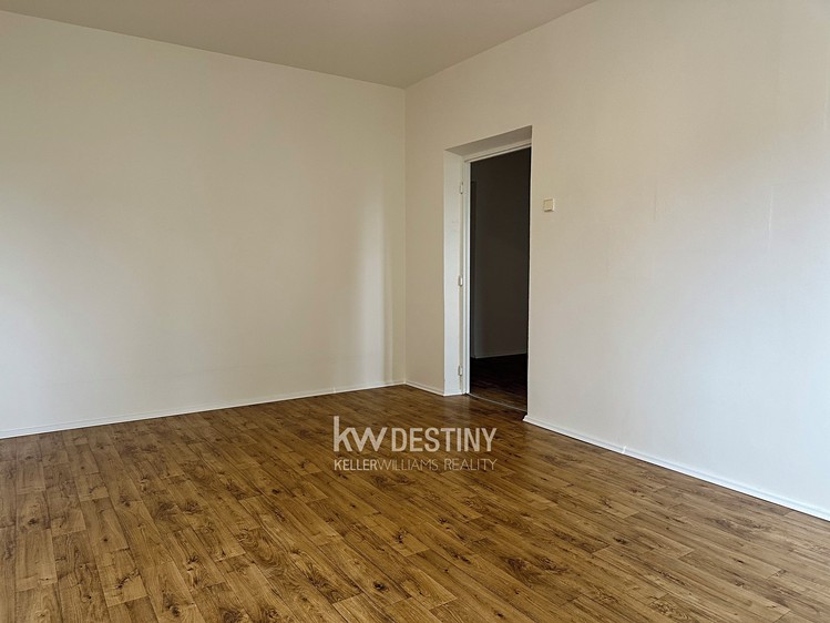 Prodej bytu 2+1 55 m² - foto 2