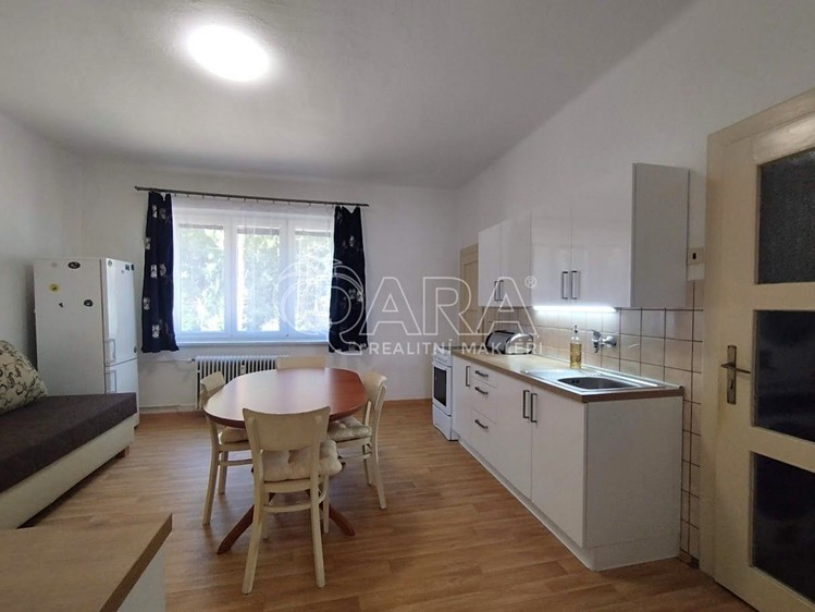 Prodej bytu 2+1 65 m² - foto 3