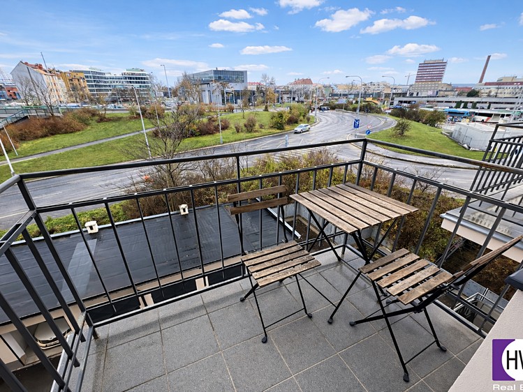 Prodej bytu 2+kk 67 m² - foto 4