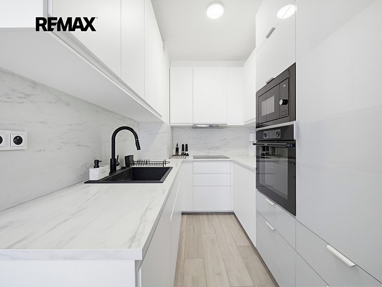 Prodej bytu 2+kk 58 m² (Jednopodlažní) - foto 8