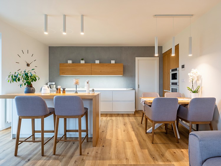 Prodej bytu 3+kk 83 m² (Jednopodlažní) - foto 2