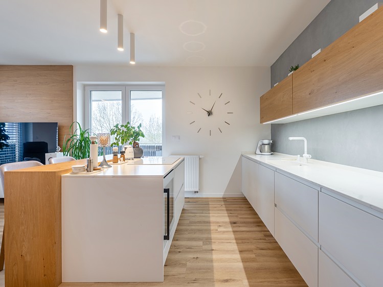 Prodej bytu 3+kk 83 m² (Jednopodlažní) - foto 1