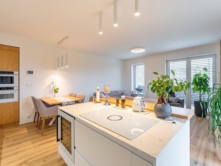 Prodej bytu 3+kk 83 m² (Jednopodlažní) - foto 3