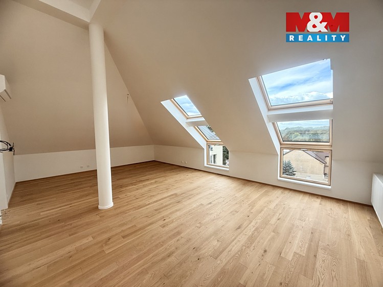 Prodej bytu 2+kk 68 m² - foto 4