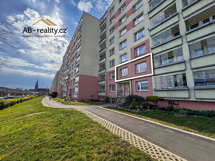 Prodej bytu 1+1 35 m² (Jednopodlažní) - foto 1
