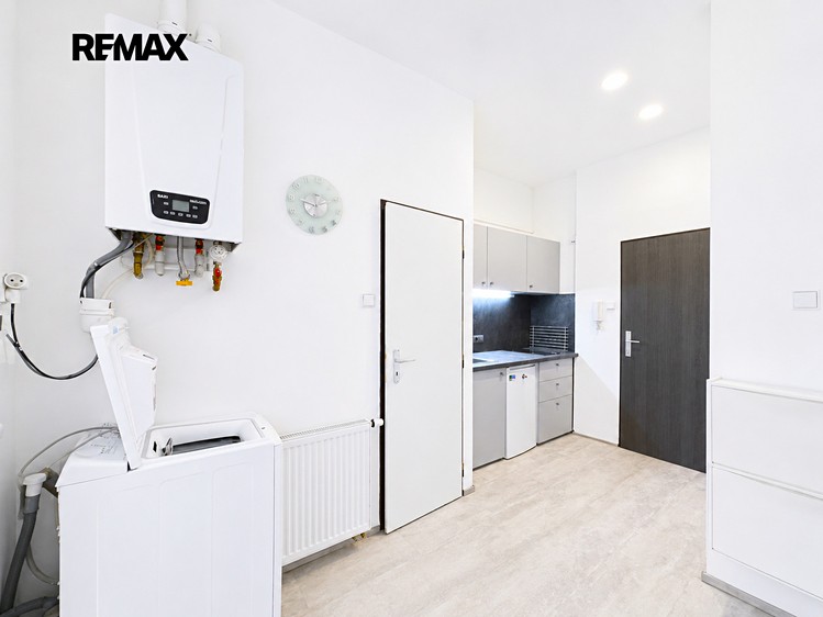 Prodej bytu 2+kk 41 m² (Jednopodlažní) - foto 7