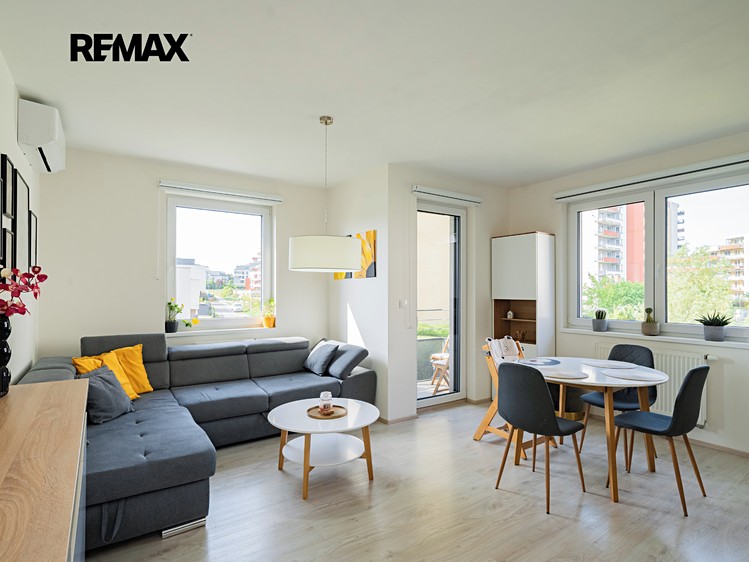 Prodej bytu 3+kk 88 m² (Jednopodlažní) - foto 4
