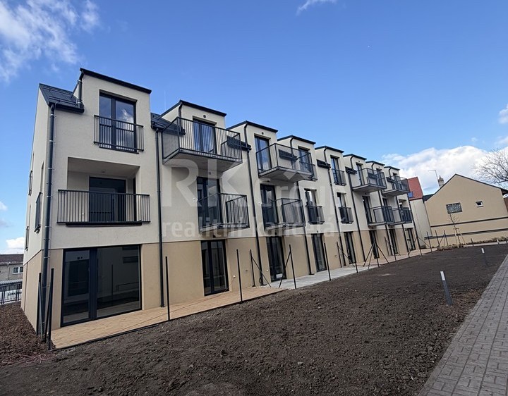Prodej bytu 3+kk 71 m² - foto 1