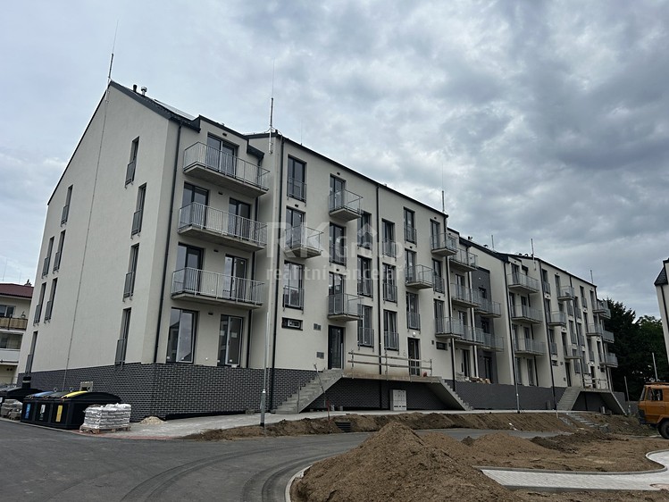 Prodej bytu 2+kk 66 m² - foto 2
