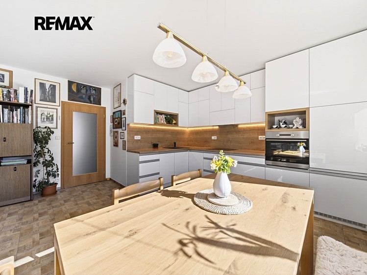 Prodej bytu 2+kk 57 m² (Jednopodlažní) - foto 6
