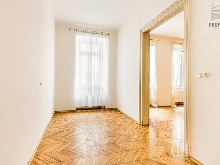 Prodej bytu 3+1 88 m² (Jednopodlažní) - foto 3