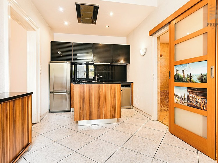 Prodej bytu 3+1 88 m² (Jednopodlažní) - foto 7