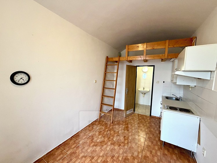 Prodej bytu 1+kk 14 m² - foto 4