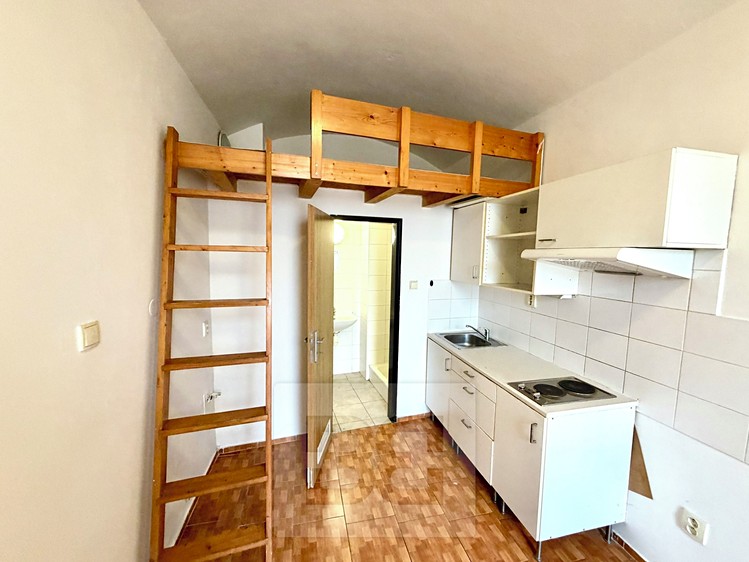 Prodej bytu 1+kk 14 m² - foto 2