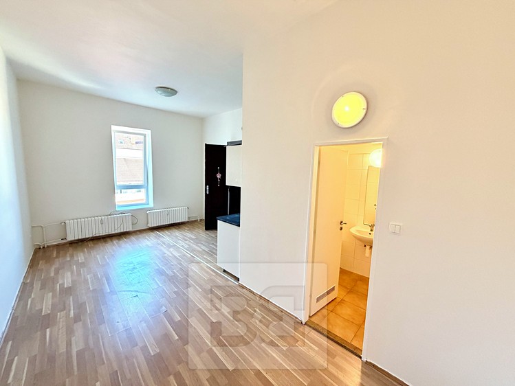 Prodej bytu 1+kk 24 m² - foto 6