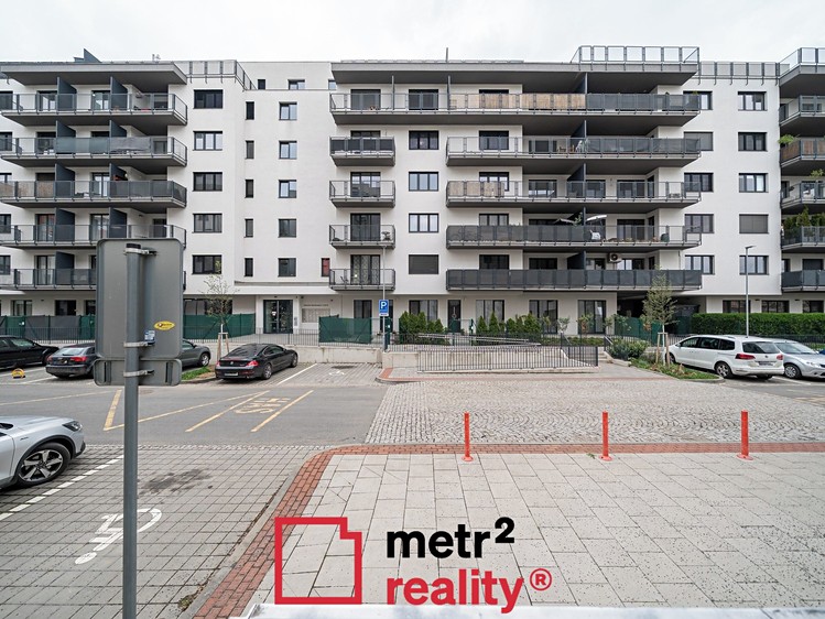 Prodej bytu 3+kk 86 m² (Jednopodlažní) - foto 1