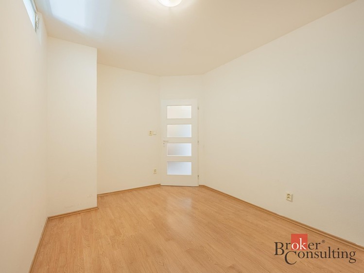 Prodej bytu 2+1 45 m² - foto 8