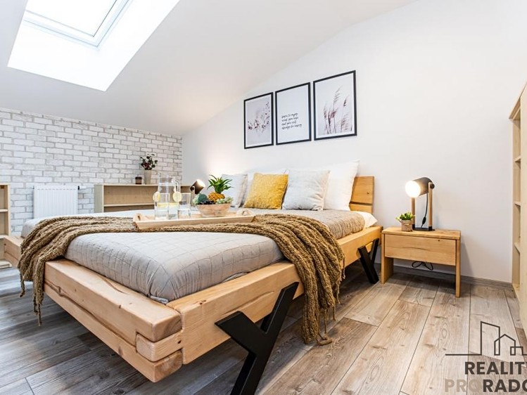 Prodej bytu 4+kk 81 m² (Mezonet) - foto 8