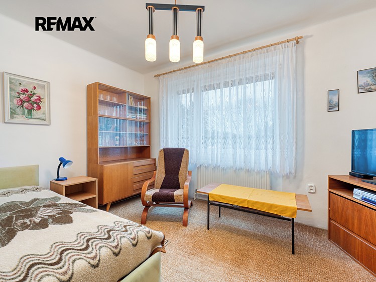 Prodej bytu 3+1 73 m² (Jednopodlažní) - foto 3