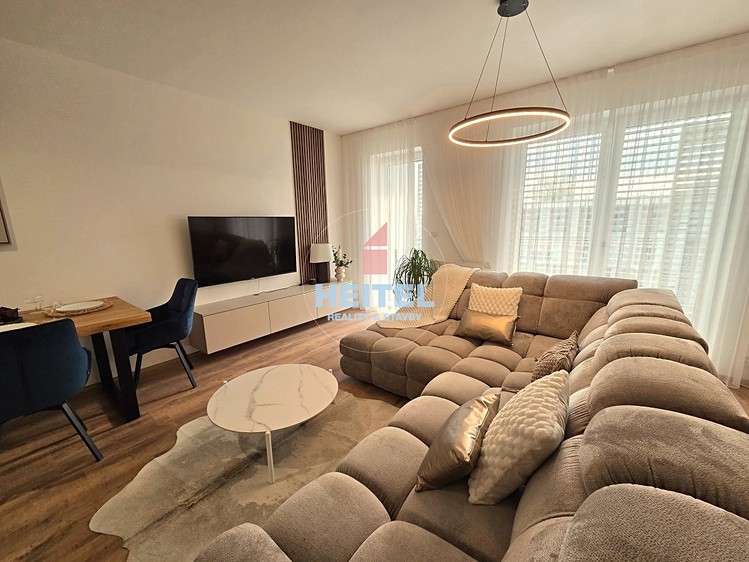 Prodej bytu 2+kk 68 m² - foto 8