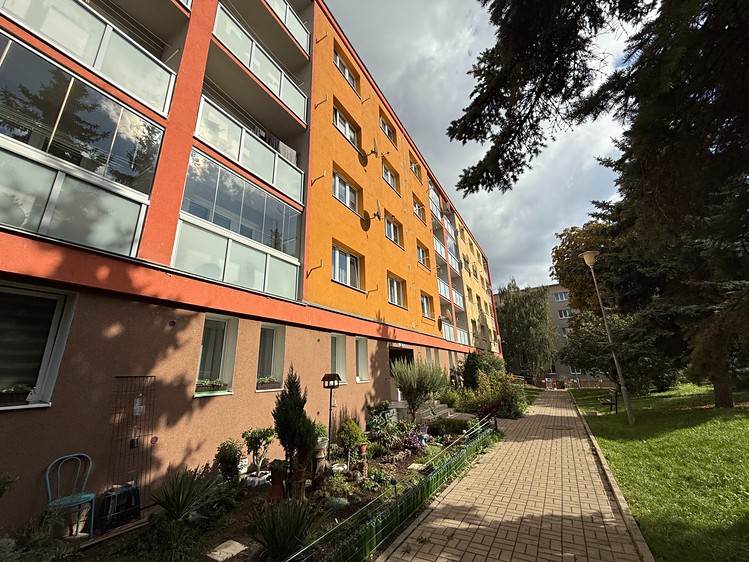 Prodej bytu 1+1 37 m² - foto 1