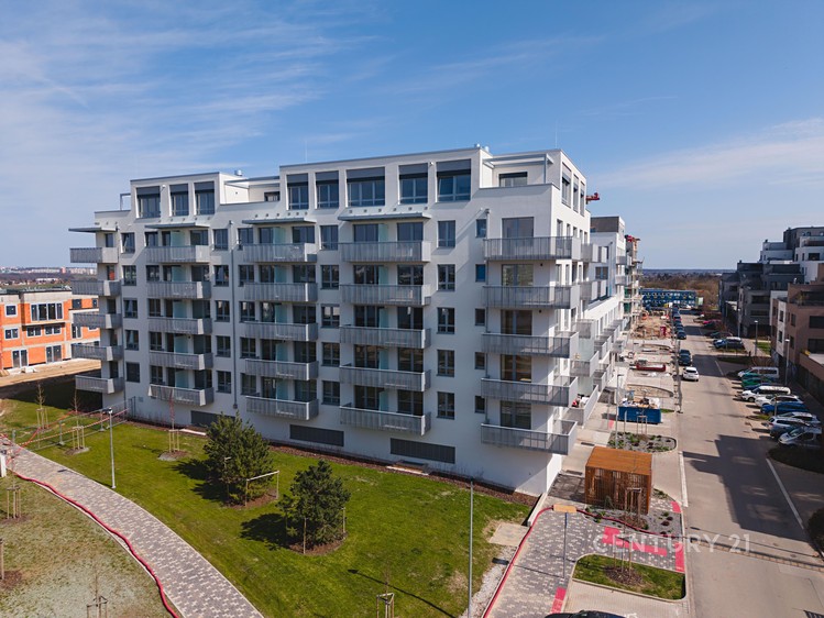 Prodej bytu 4+kk 128 m² - foto 2